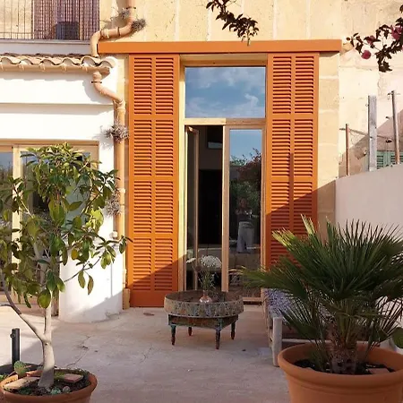 Guest house Idayvuelta & With Private Pool