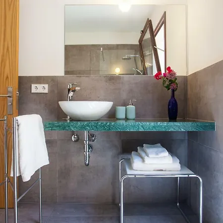 Guest house Idayvuelta & With Private Pool *